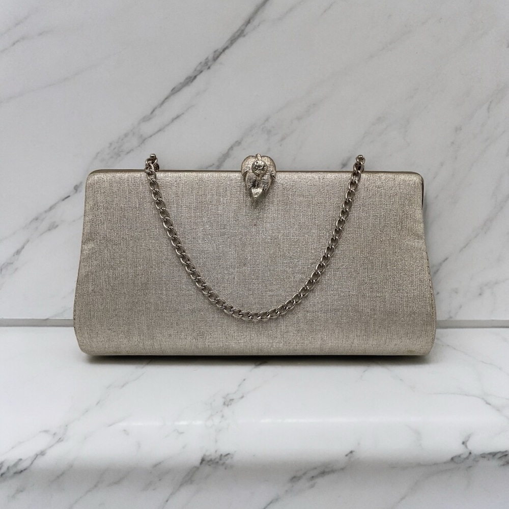 Vintage silver sparkle clutch with decorative clasp